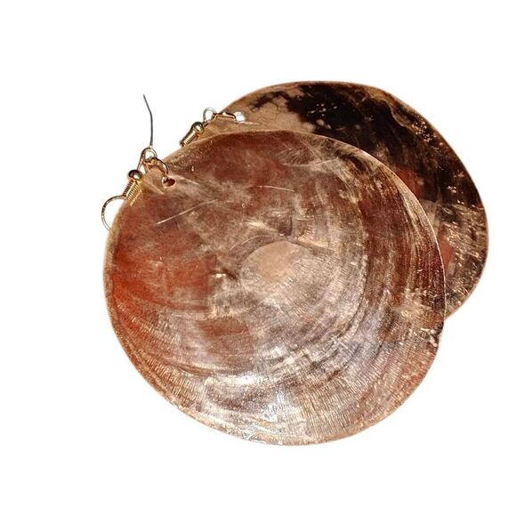 Large Round Shell Boho Earrings - Picture 2 of 4